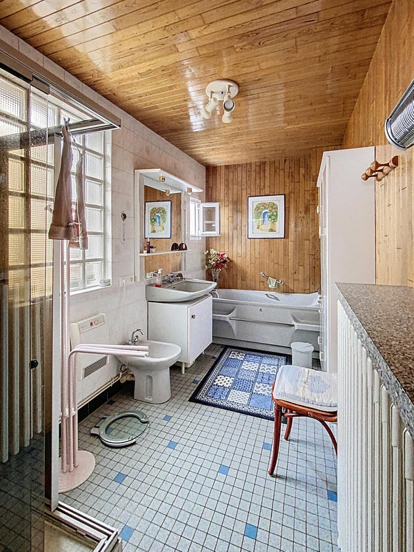 Maison - 175 m² - 7 pièces