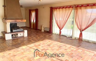 Maison - 193 m² - 9 pièces