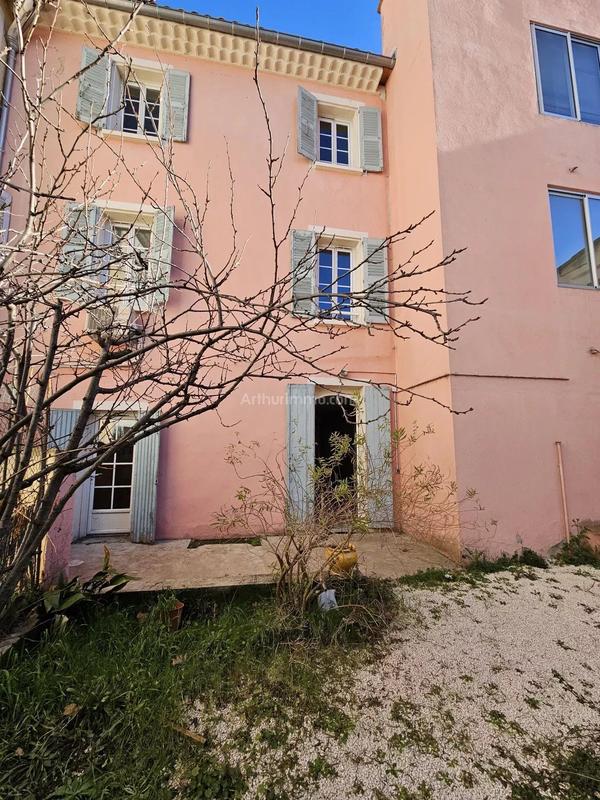 Immeuble - 260 m² - 10 pièces