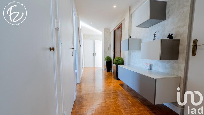 Appartement - 90 m² - 4 pièces