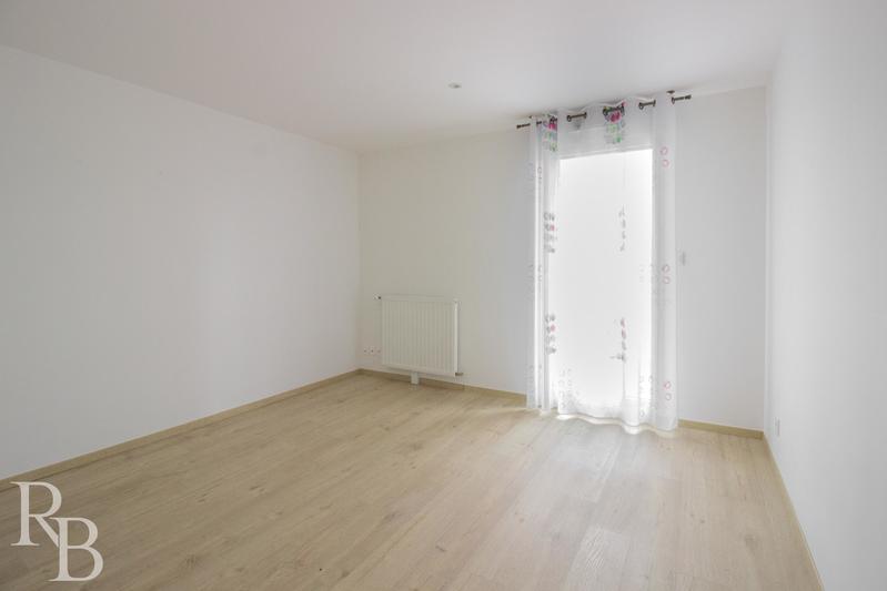 Appartement - 191 m² - 6 pièces