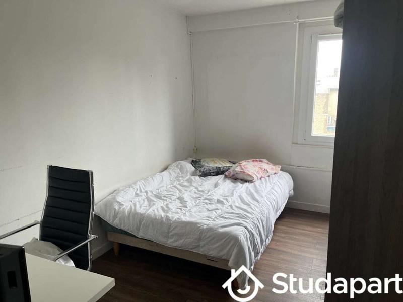 Chambre - 11 m² - 1 pièce