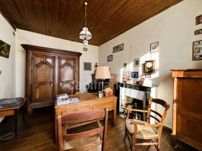 Immeuble - 302 m² - 11 pièces