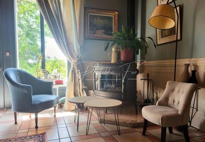 Maison - 251 m² - 8 pièces