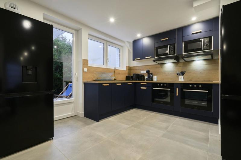 Maison - 171 m² - 11 pièces