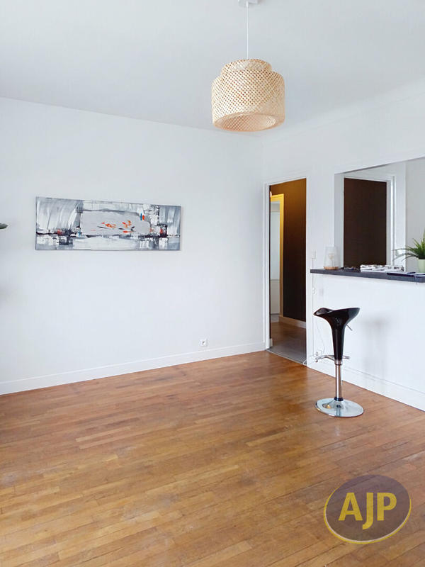 Appartement - 75 m² - 3 pièces