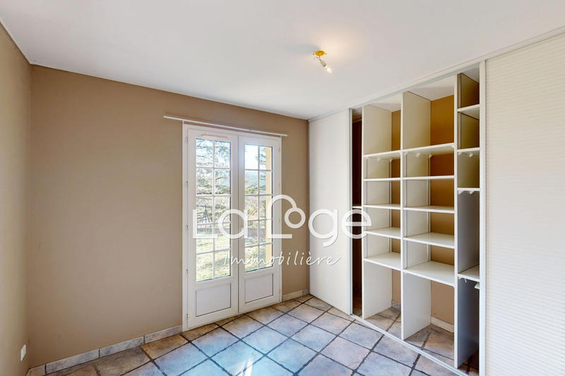 Villa - 140 m² - 5 pièces