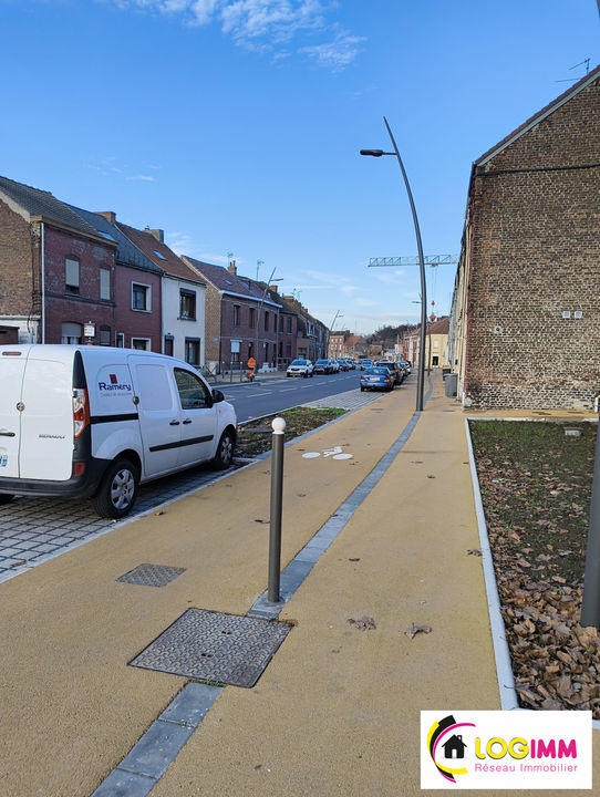 Maison - 98 m² - 4 pièces