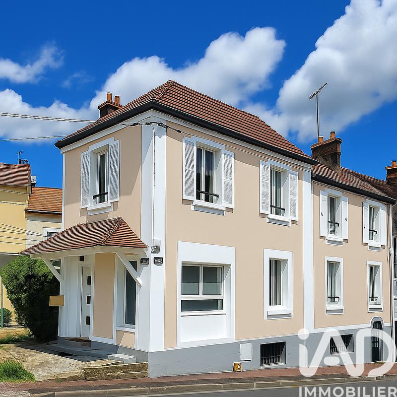 Maison de village - 87 m² - 4 pièces