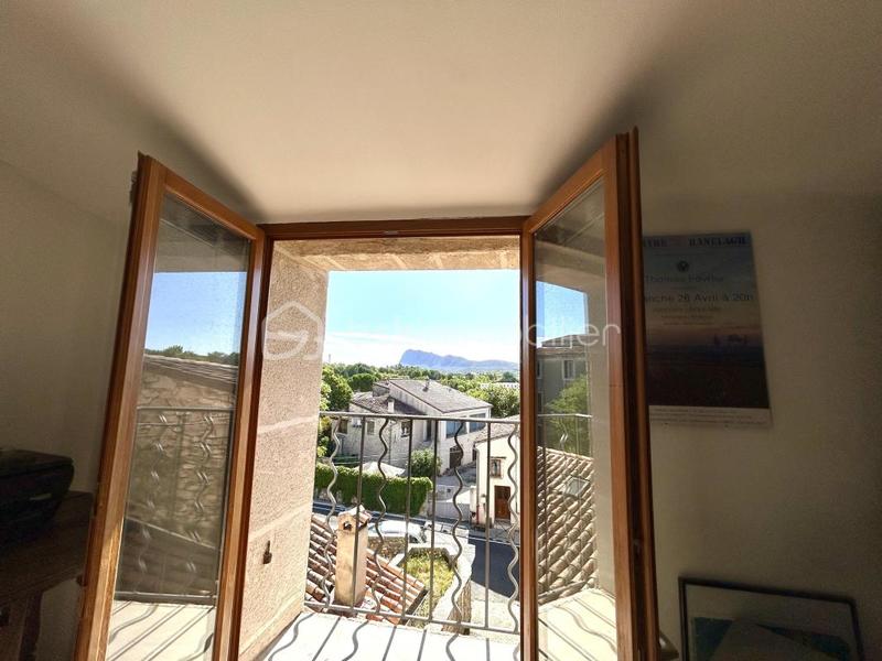 Maison de village - 218 m² - 6 pièces