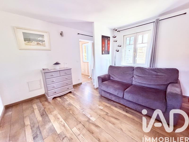 Maison - 280 m² - 15 pièces