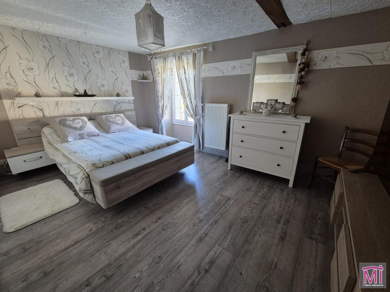 Maison ancienne - 160 m² - 7 pièces