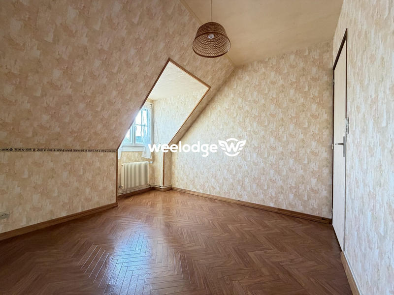 Maison - 142 m² - 6 pièces