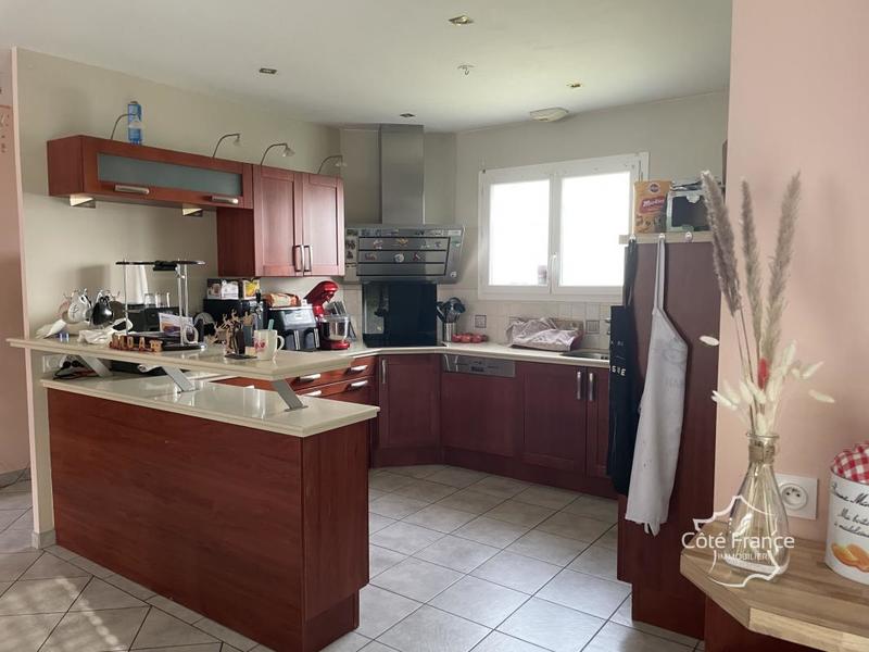 Maison - 102 m² - 5 pièces