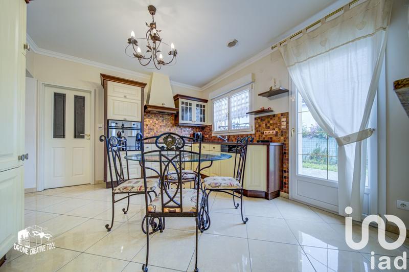 Maison - 191 m² - 7 pièces