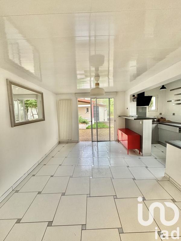 Maison - 95 m² - 5 pièces