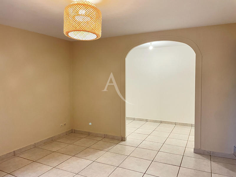 Maison - 86 m² - 3 pièces