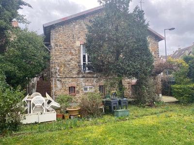 Maison - 176 m² - 6 pièces