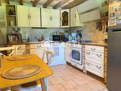 Maison - 97 m² - 5 pièces