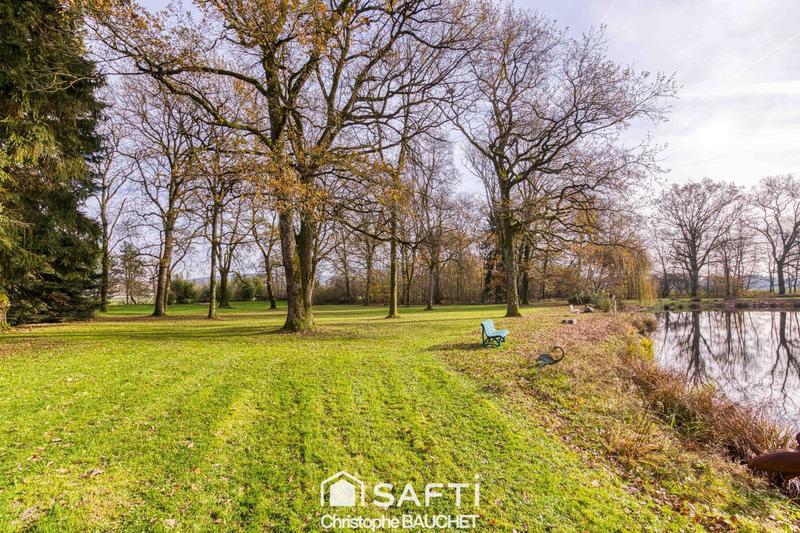 Maison - 213 m² - 6 pièces