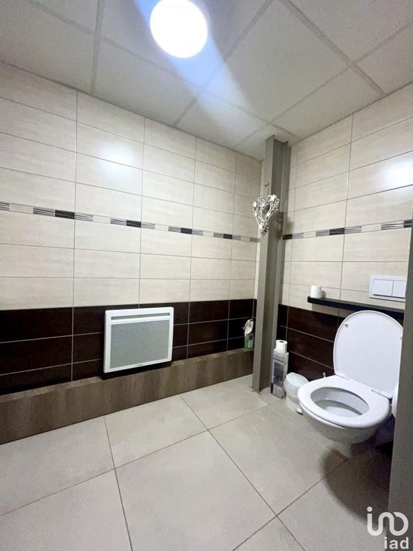 Local commercial - 295 m²