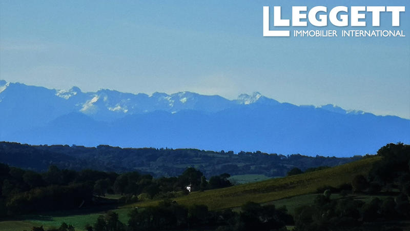 Propriété - 370 m² - 10 pièces