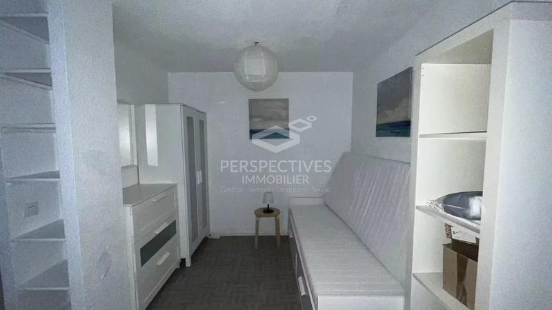 Studio - 25 m² - 1 pièce