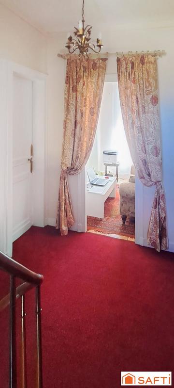 Maison de maîtres - 226 m² - 11 pièces