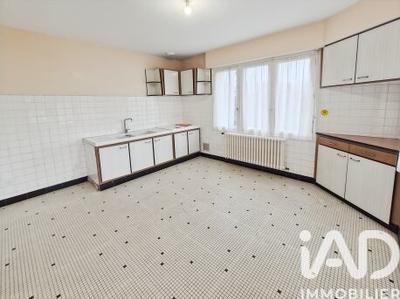 Maison - 104 m² - 5 pièces