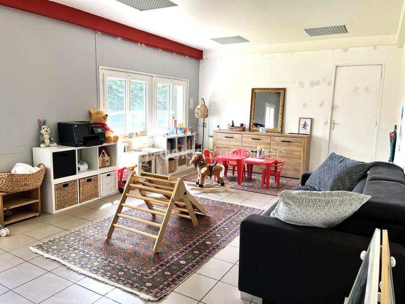 Maison - 148 m² - 9 pièces