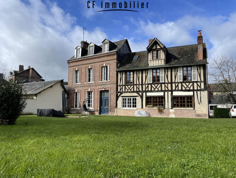 Maison - 220 m² - 7 pièces