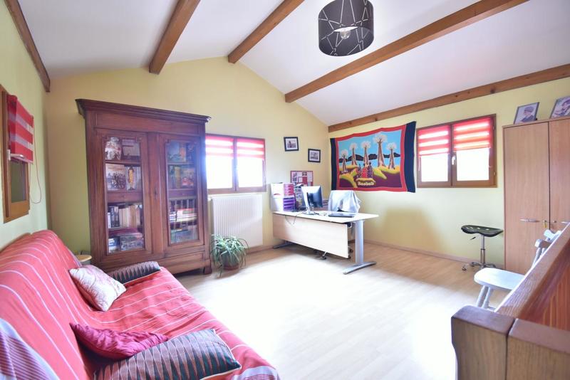 Villa - 194 m² - 6 pièces