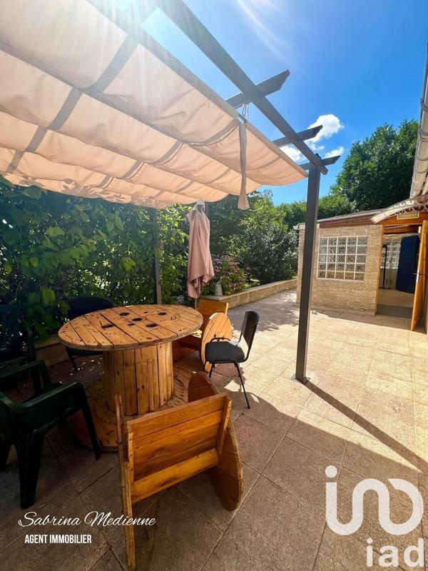 Maison - 94 m² - 5 pièces