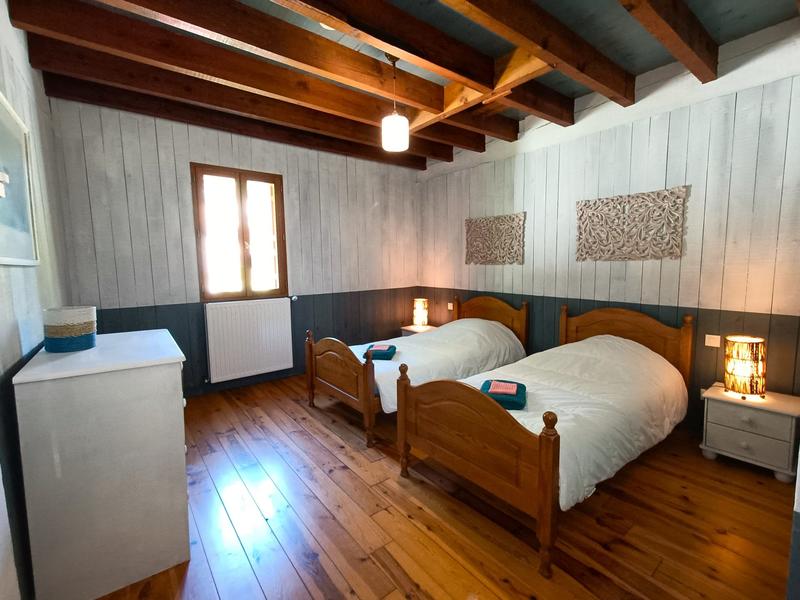 Maison - 575 m² - 16 pièces