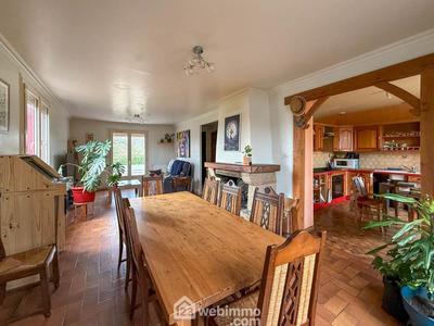 Maison - 94 m² - 5 pièces