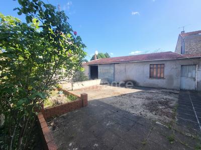 Maison - 62 m² - 3 pièces