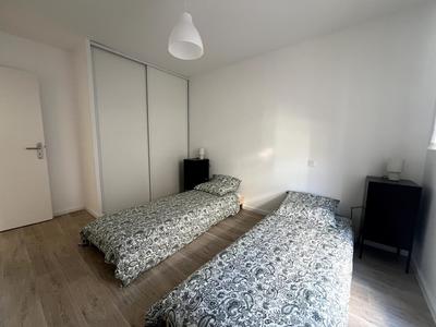 Maison - 93 m² - 5 pièces