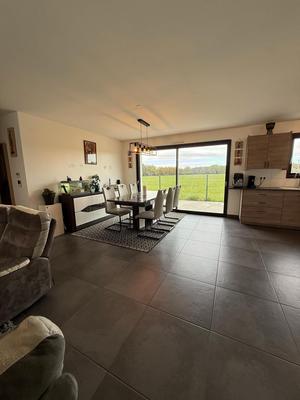 Maison - 103 m² - 5 pièces