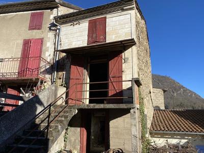 Maison - 180 m² - 5 pièces