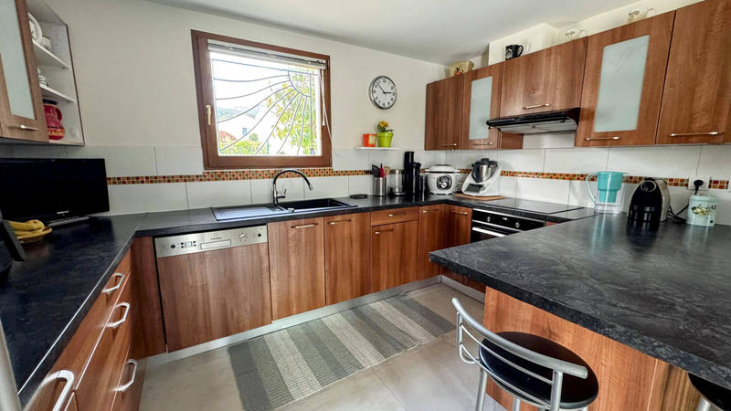 Maison - 149 m² - 5 pièces