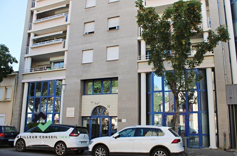 Appartement - 90 m² - 4 pièces