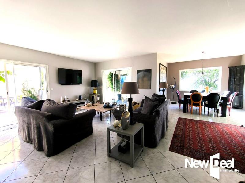 Villa - 171 m² - 6 pièces