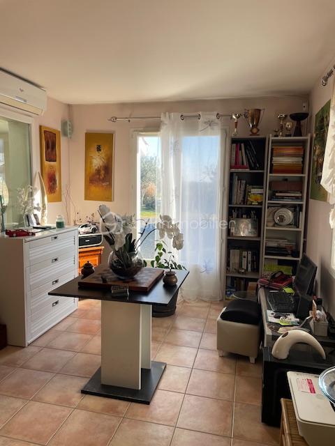 Maison - 104 m² - 4 pièces