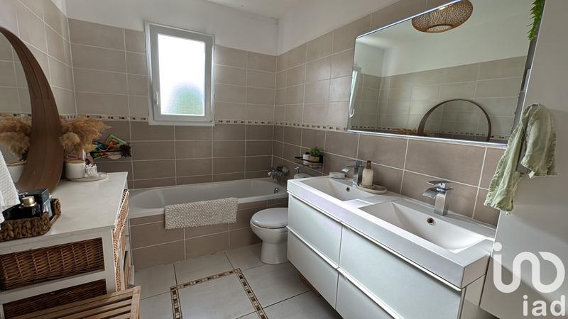 Maison - 140 m² - 6 pièces