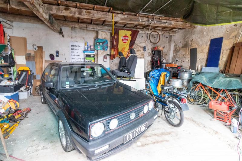 Immeuble - 219 m² - 15 pièces