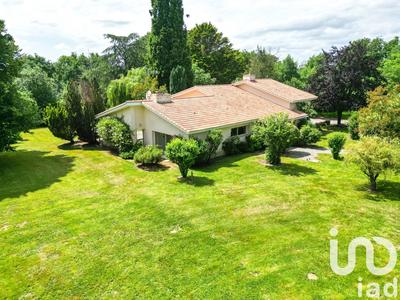 Maison de maîtres - 182 m² - 8 pièces