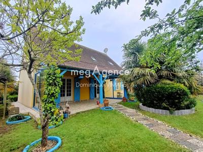 Pavillon - 144 m² - 7 pièces