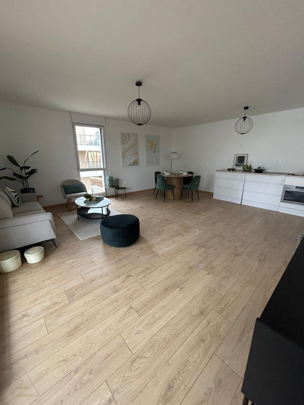 Appartement - 86 m² - 4 pièces