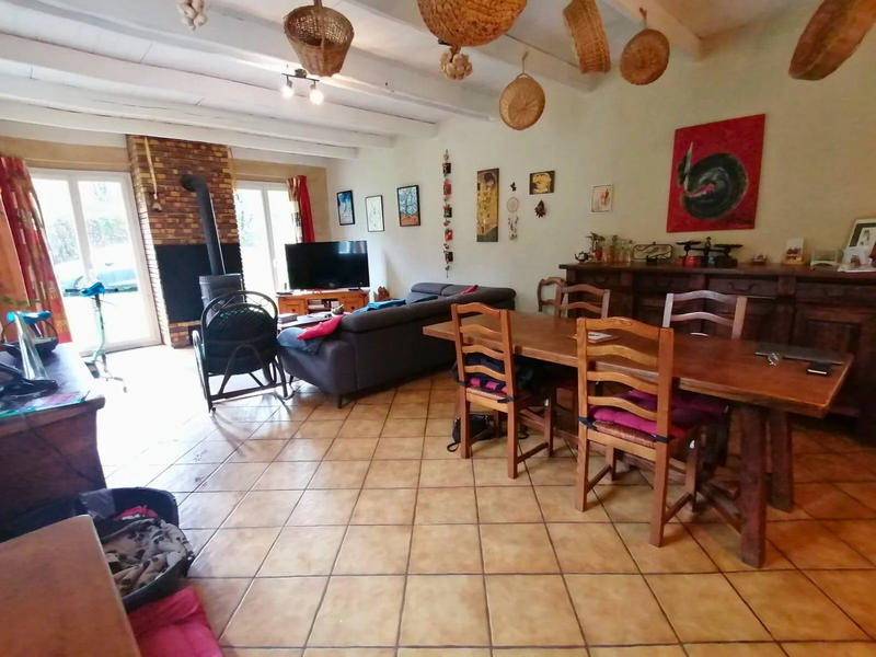 Maison traditionnelle - 112 m² - 6 pièces