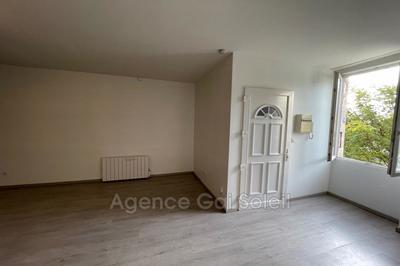 Loft - 44 m² - 2 pièces